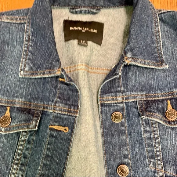 Banana Republic Denim Jacket - Picture 11 of 12